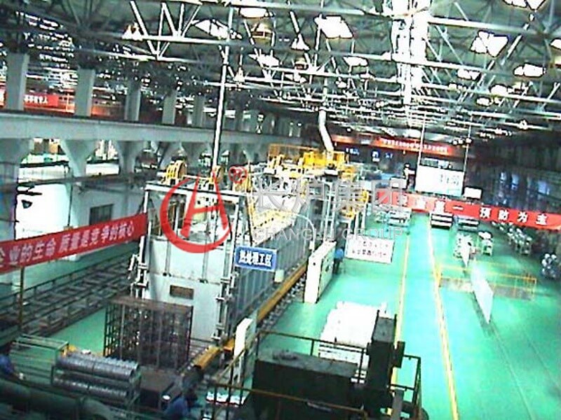 客戶現(xiàn)場的輥道爐