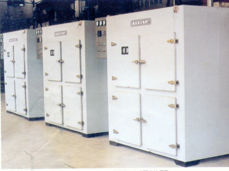 電熱鼓風(fēng)防爆烘箱